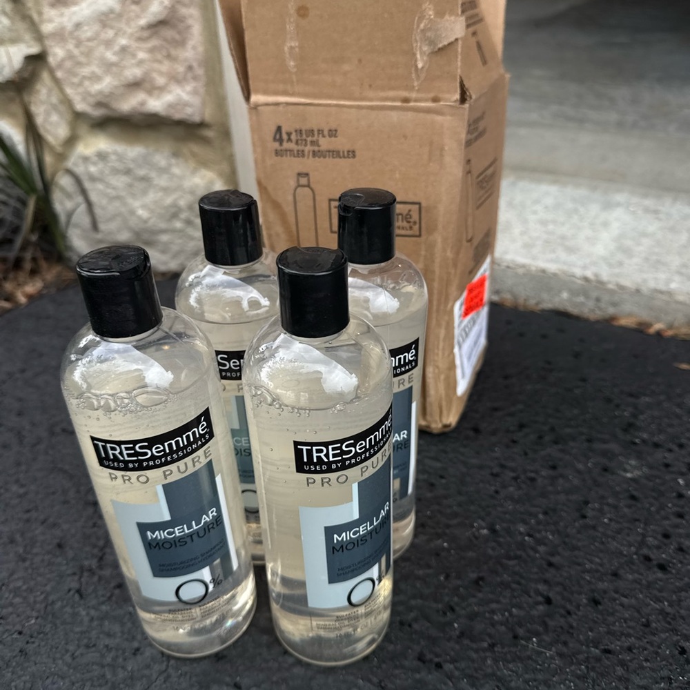 Pack of four TRESemmé Pro Pure Micellar Moisture Shampoo